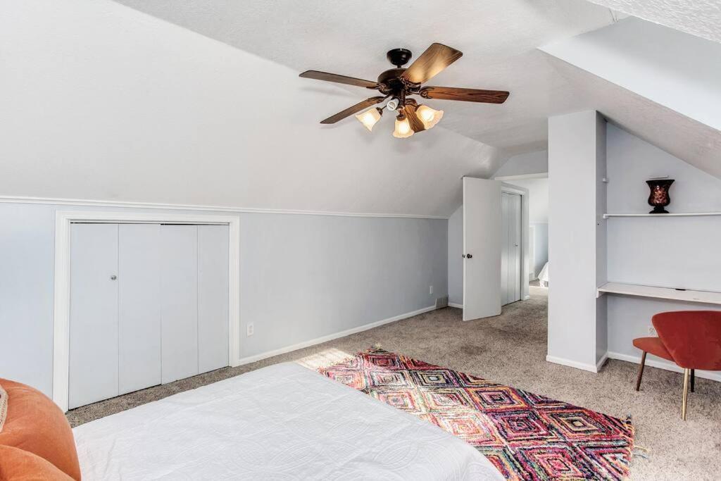 Wow! Spacious Retreat & Amazing Yard 2400+4Bd/3Bth Wichita Exterior foto