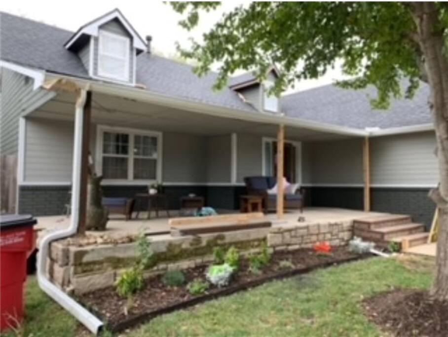 Wow! Spacious Retreat & Amazing Yard 2400+4Bd/3Bth Wichita Exterior foto